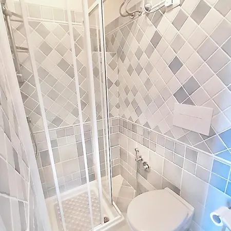 Appartamento Panoramic 6 Beds In Marinella With Garden Sea View *