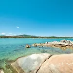 Lejlighed Panoramic 6 Beds In Marinella With Garden Sea View