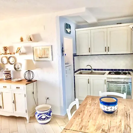 Lejlighed Panoramic 6 Beds In Marinella With Garden Sea View Golfo Aranci