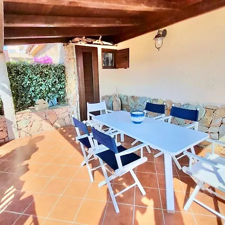 Panoramic 6 Beds In Marinella With Garden Sea View *