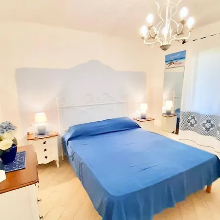 Panoramic 6 Beds In Marinella With Garden Sea View